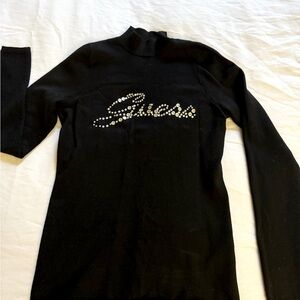 Brand new
Back neckline